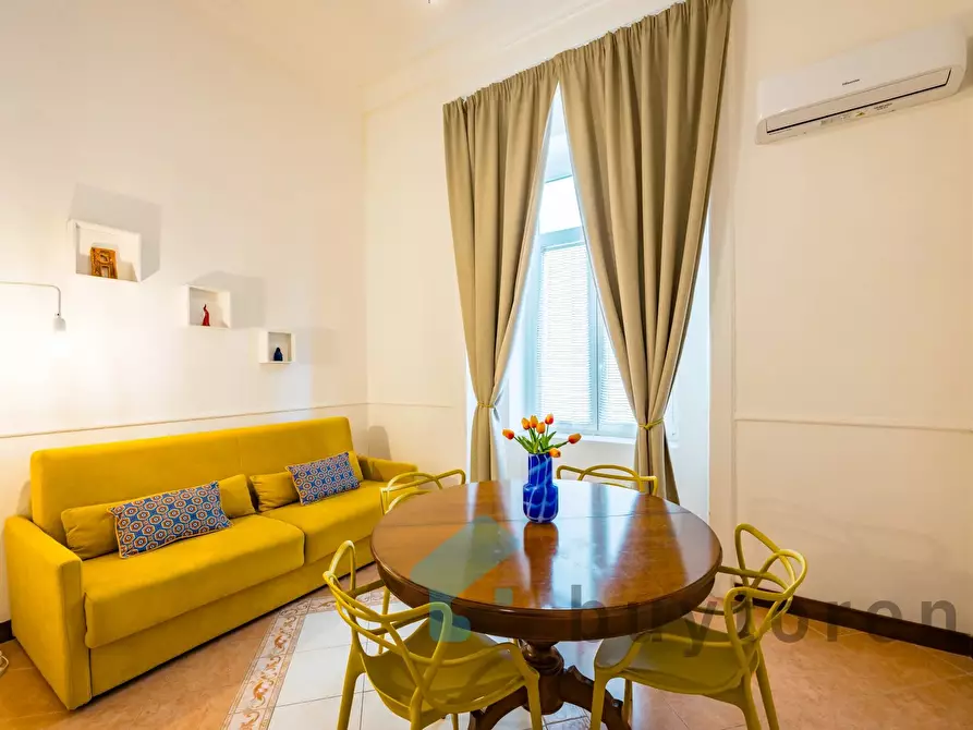 Immagine 37 di Casa trifamiliare in vendita  in Piazzetta Rosario di Palazzo, 10. a Napoli