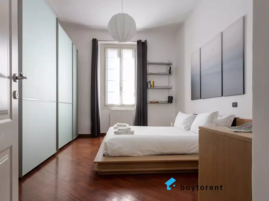 Immagine 1 di Casa trifamiliare in vendita  in Via Archimede, 41 a Milano