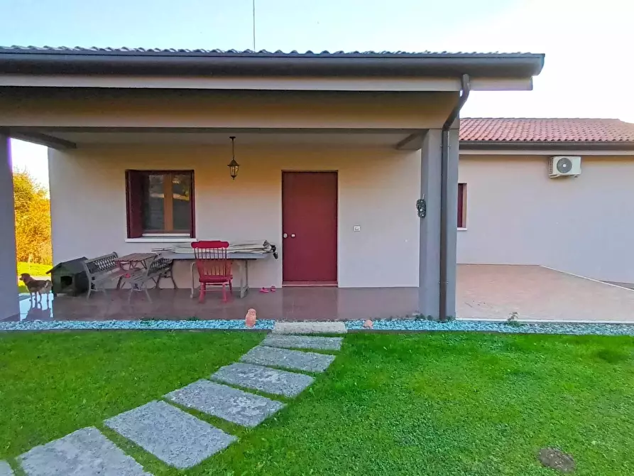 Immagine 4 di Terreno edificabile in vendita  a Refrontolo