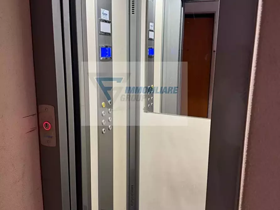 Immagine 5 di Casa trifamiliare in vendita  in Via Grottasanta a Siracusa