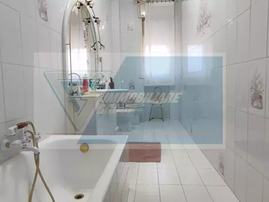 Immagine 19 di Casa trifamiliare in vendita  in Via Avola a Siracusa