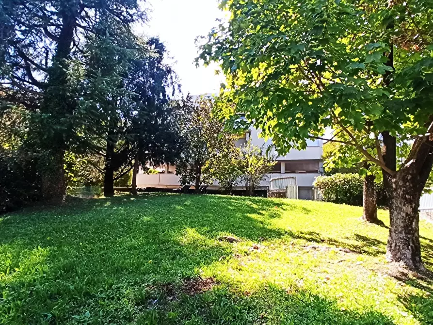 Immagine 8 di Casa trifamiliare in vendita  a Conegliano