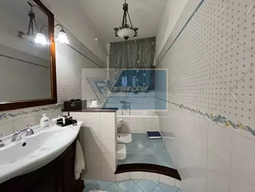 Immagine 31 di Casa trifamiliare in vendita  in Corso Matteotti a Siracusa