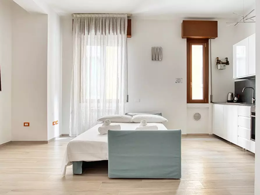 Immagine 17 di Casa trifamiliare in affitto  in ALZAIA NAVIGLIO PAVESE, 10. a Milano