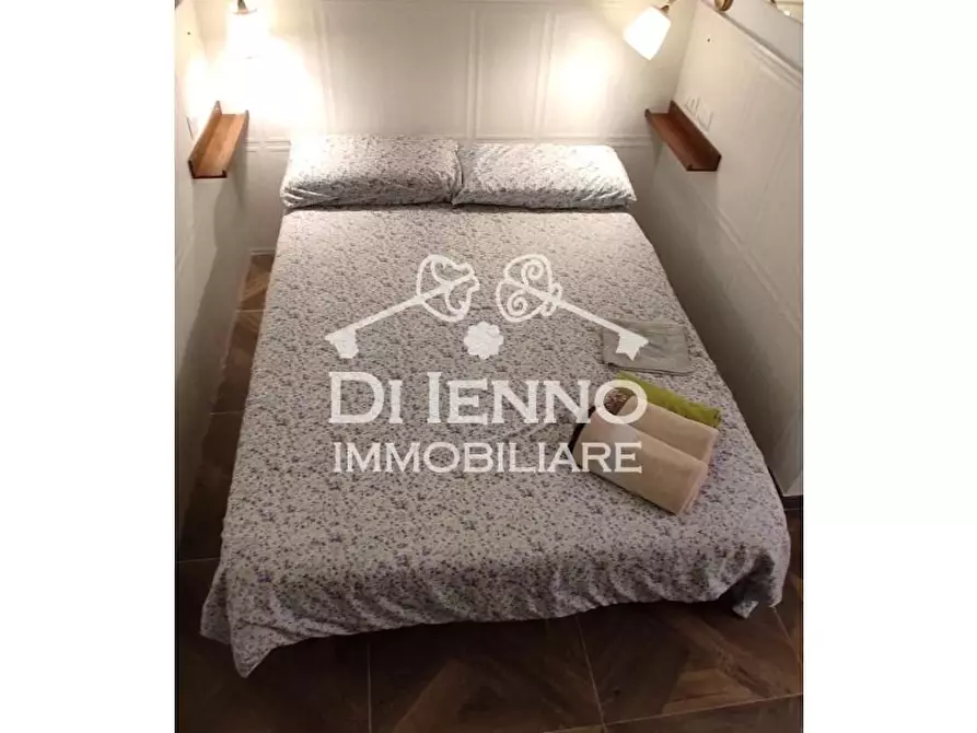 Immagine 24 di Casa trifamiliare in vendita  in Via Napoleone III a Roma