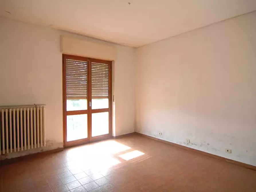 Immagine 6 di Terreno edificabile in vendita  a Barolo