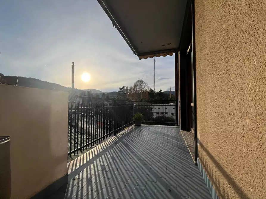 Immagine 11 di Casa trifamiliare in vendita  in Via Tre Scalini a Rapallo