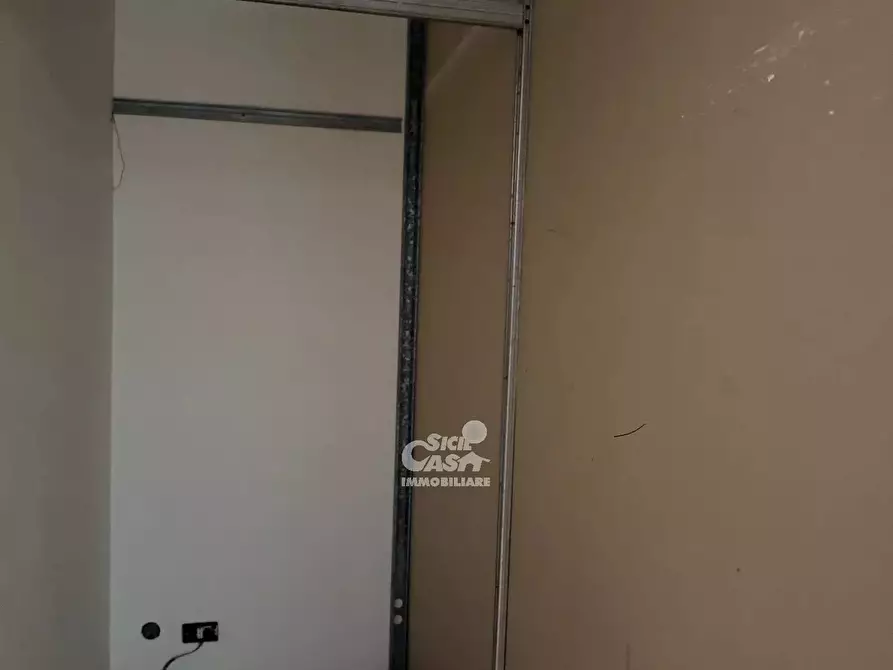 Immagine 10 di Casa trifamiliare in vendita  a Marsala