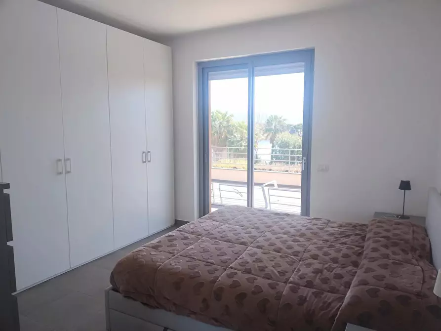 Immagine 15 di Casa trifamiliare in vendita  in Via Consolare Pompea, 1945 a Messina