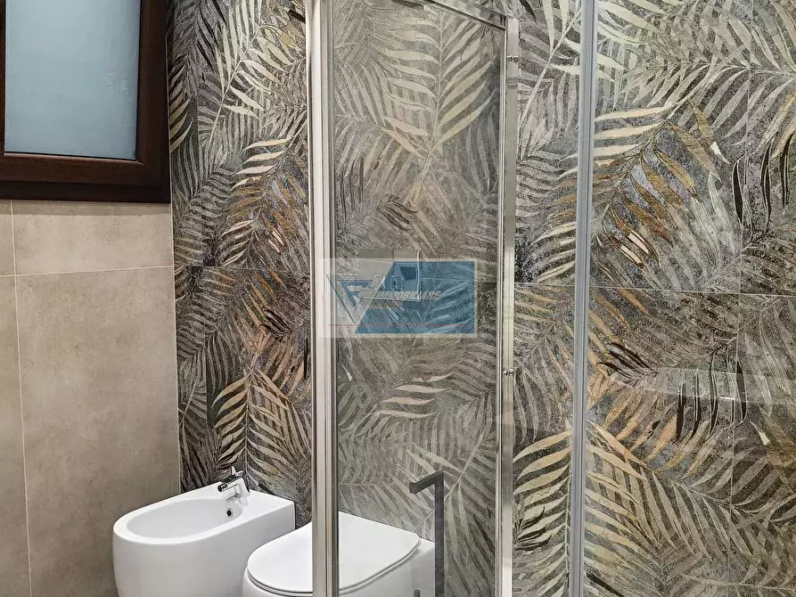 Immagine 10 di Casa trifamiliare in vendita  in Via Pietro Nenni a Pachino