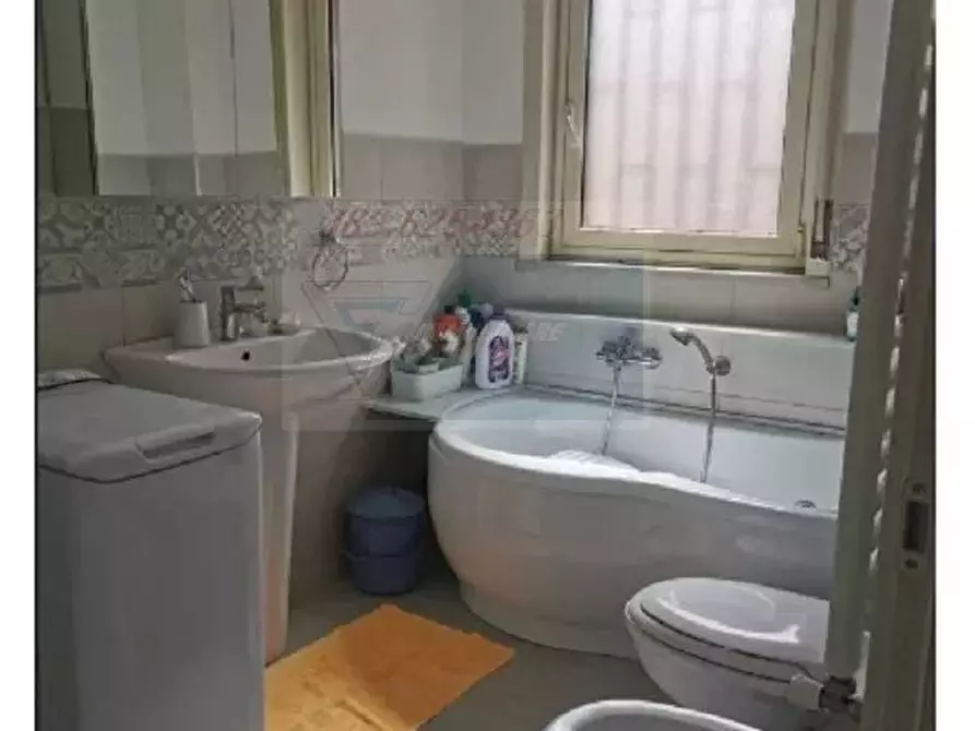 Immagine 8 di Casa trifamiliare in vendita  in Via Montegrappa a Siracusa