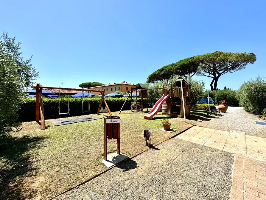 Immagine 43 di Casa trifamiliare in vendita  in via Aurelia Sud, 55. a San Vincenzo