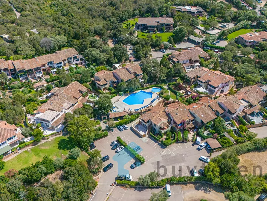 Immagine 48 di Casa trifamiliare in vendita  in Via Porto Rotondo, 16. a Olbia