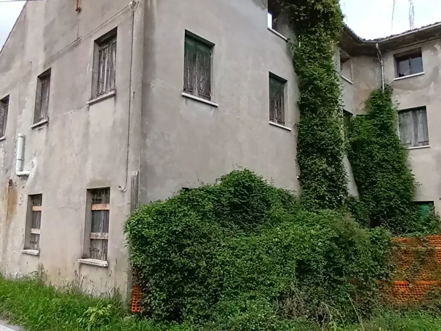 Immagine 8 di Terreno edificabile in vendita  a Refrontolo