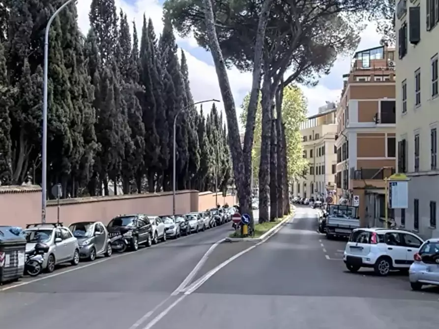 Immagine 2 di Attico in vendita  in Viale Romania a Roma