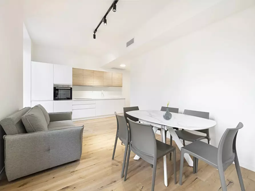 Immagine 1 di Casa trifamiliare in affitto  in Via Ravenna, 14 a Milano