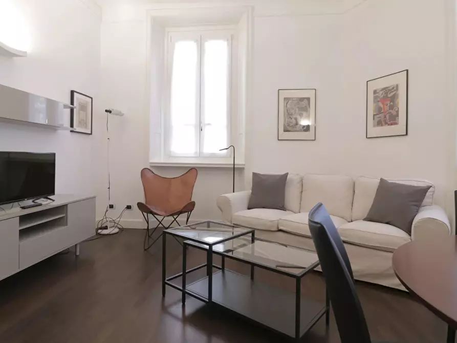 Immagine 2 di Casa trifamiliare in vendita  in Via Luigi Vanvitelli, 49 a Milano