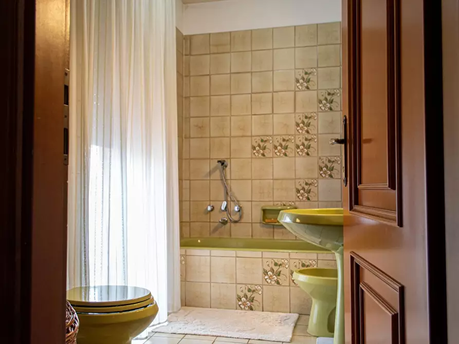 Immagine 13 di Casa trifamiliare in vendita  a Ventimiglia