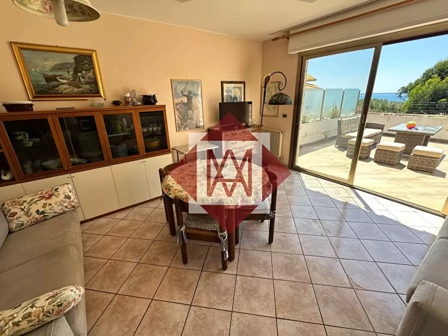 Immagine 4 di Casa trifamiliare in vendita  in Corso Nizza 17 a Ventimiglia