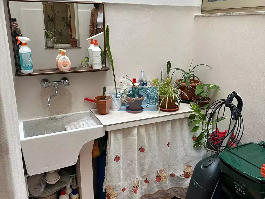 Immagine 13 di Casa trifamiliare in vendita  a Buccheri