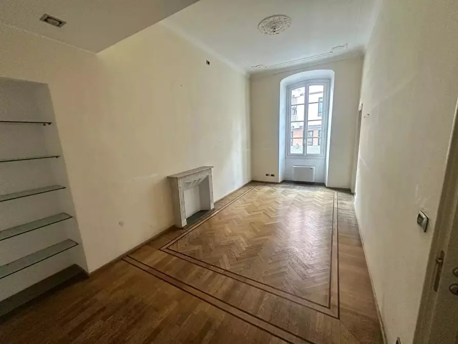 Immagine 1 di Castello in affitto  a Ventimiglia