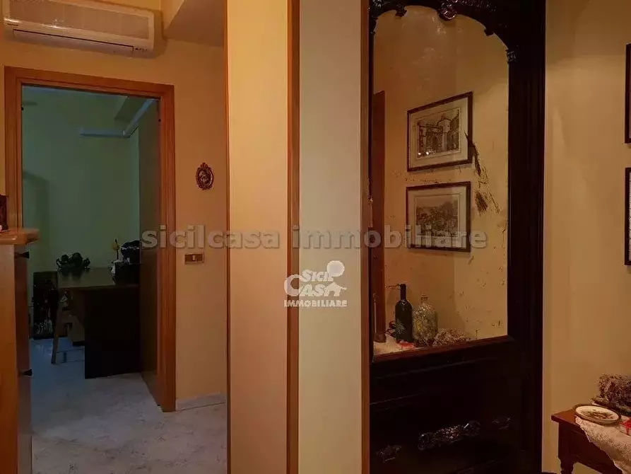 Immagine 8 di Casa trifamiliare in vendita  a Marsala