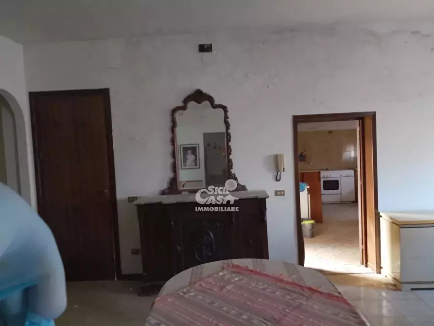 Immagine 9 di Casa trifamiliare in vendita  a Marsala