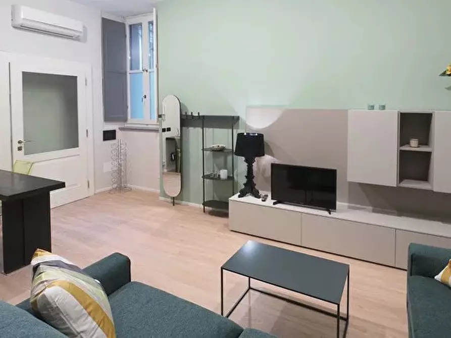 Immagine 12 di Casa trifamiliare in affitto  in VIA LUIGI CAGNOLA , 6. a Milano