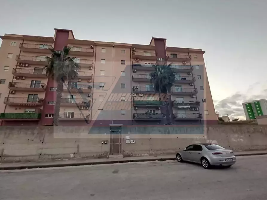 Immagine 1 di Casa trifamiliare in vendita  in Via Gaetano Barresi a Siracusa