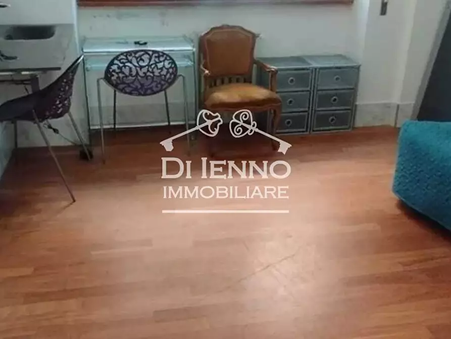 Immagine 15 di Casa trifamiliare in vendita  in Via Achille Loria a Roma