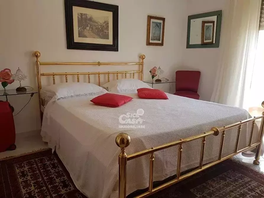 Immagine 7 di Casa trifamiliare in vendita  a Marsala