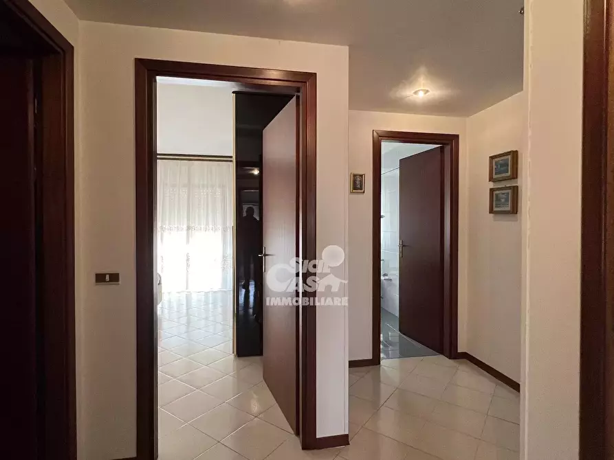 Immagine 10 di Casa trifamiliare in vendita  a Marsala