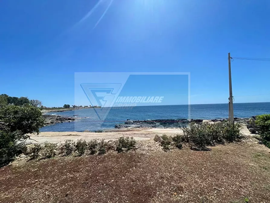 Immagine 25 di Terreno edificabile in vendita  in Via Mar delle Antille Fontane Bianche a Siracusa