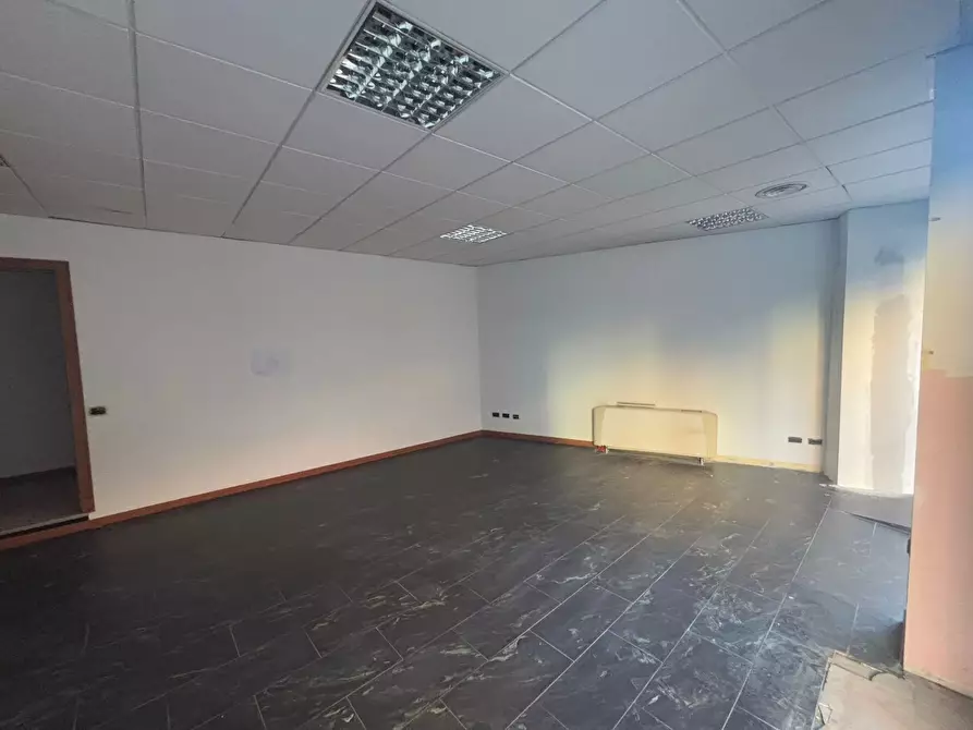 Immagine 22 di Castello in affitto  in Via Umberto Fogagnolo a Sesto San Giovanni