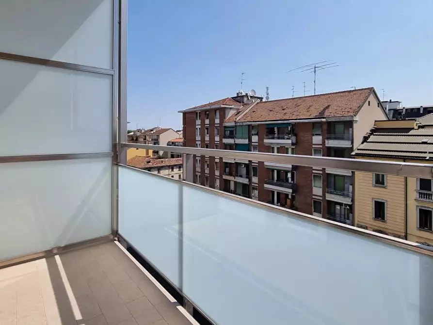 Immagine 13 di Casa trifamiliare in vendita  in Viale Monza, 43a a Milano