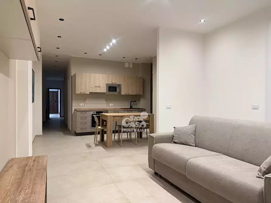 Immagine 28 di Casa trifamiliare in affitto  a Marsala