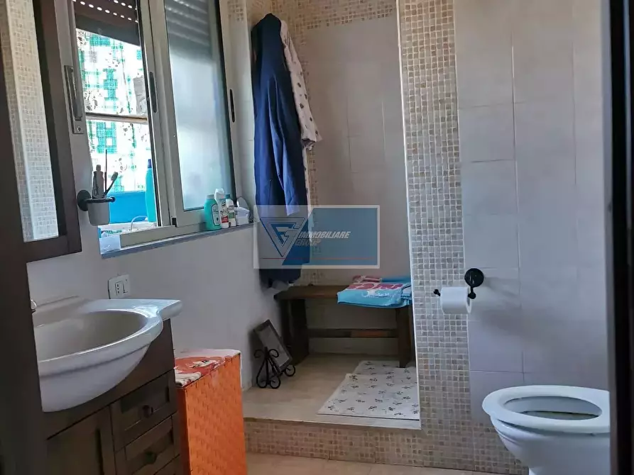 Immagine 9 di Casa trifamiliare in vendita  in VIA TOMMASO EDISON 37 a Buccheri