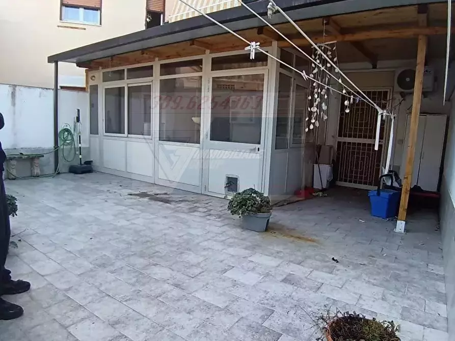 Immagine 23 di Casa trifamiliare in vendita  in Via Montegrappa a Siracusa