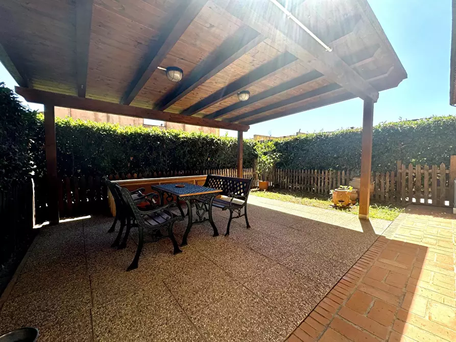 Immagine 30 di Casa trifamiliare in vendita  in via Aurelia Sud, 55. a San Vincenzo