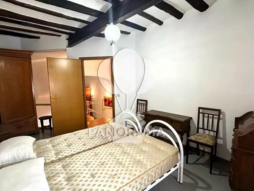 Immagine 13 di Casa trifamiliare in vendita  in via XI Febbraio a Alcamo