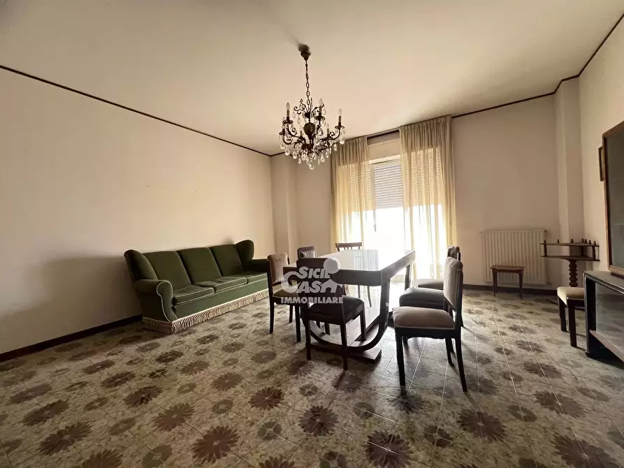 Immagine 12 di Casa trifamiliare in vendita  a Marsala