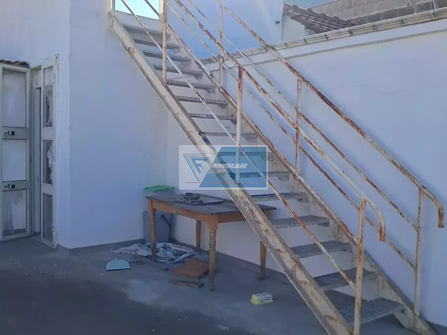 Immagine 12 di Casa trifamiliare in vendita  in Via Ippolito Pindemonte, 77 a Buccheri