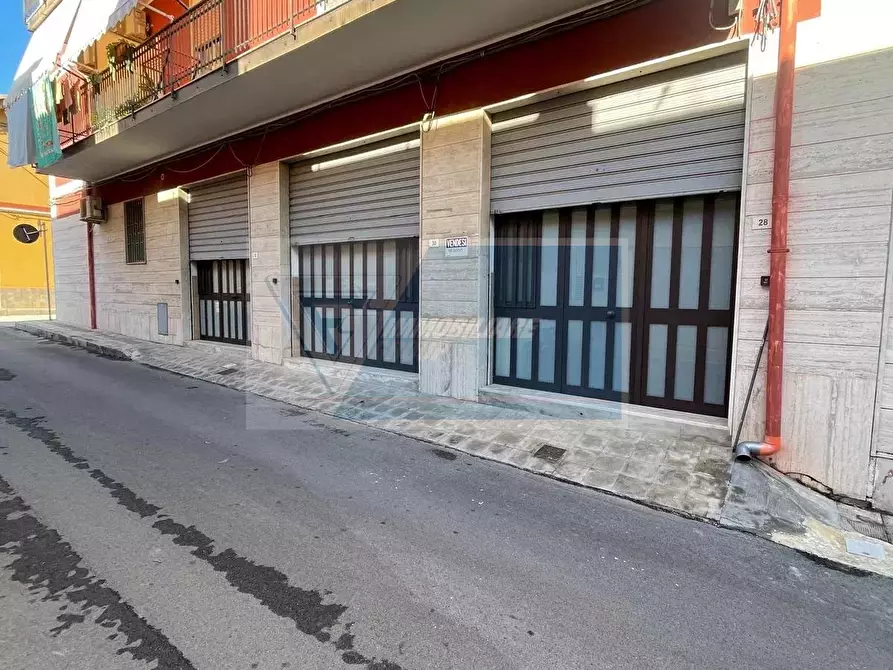 Immagine 1 di Casa trifamiliare in vendita  in Via Como a Buccheri