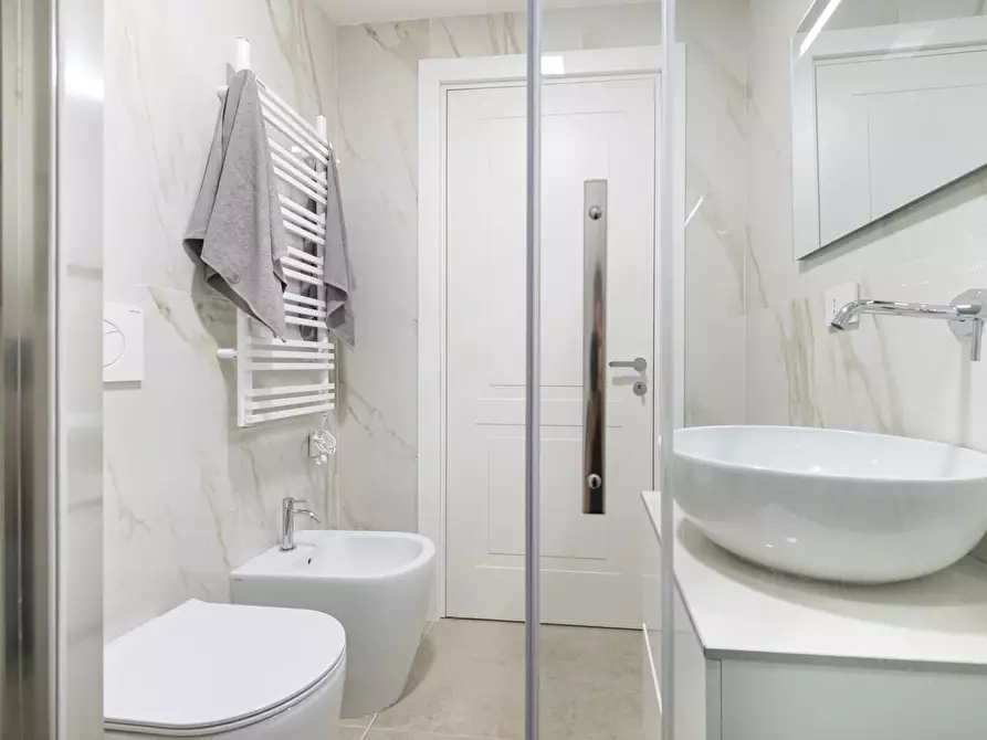 Immagine 20 di Casa trifamiliare in affitto  in Via Ravenna, 14 a Milano