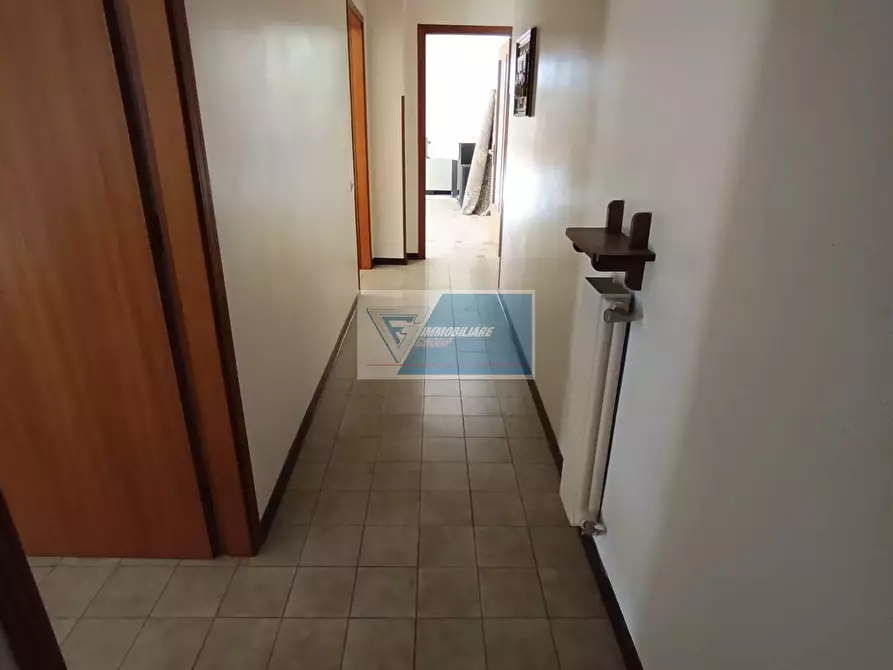 Immagine 4 di Casa trifamiliare in vendita  in Via Rattazzi a Buccheri