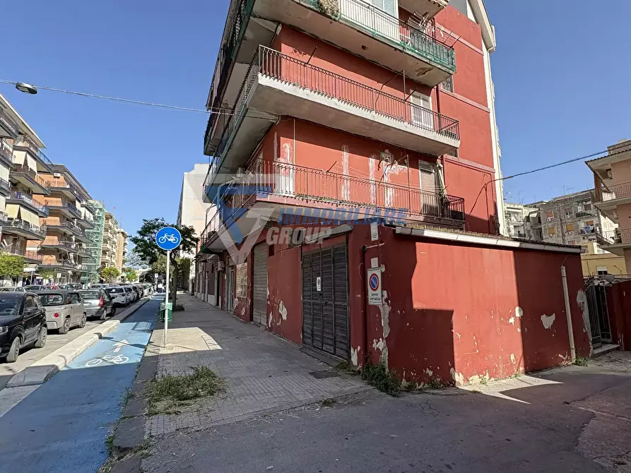 Immagine 1 di Casa trifamiliare in vendita  in Viale Tica a Siracusa