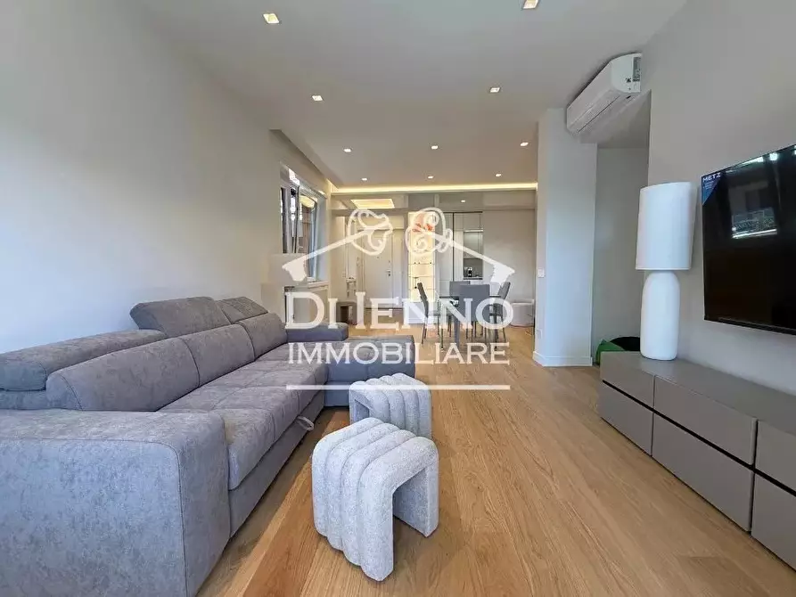 Immagine 5 di Casa trifamiliare in affitto  in Via Madesimo a Roma