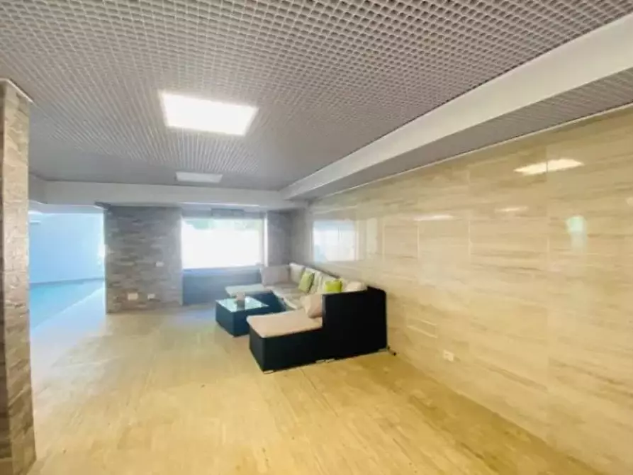 Immagine 29 di Casa trifamiliare in affitto  a Roma