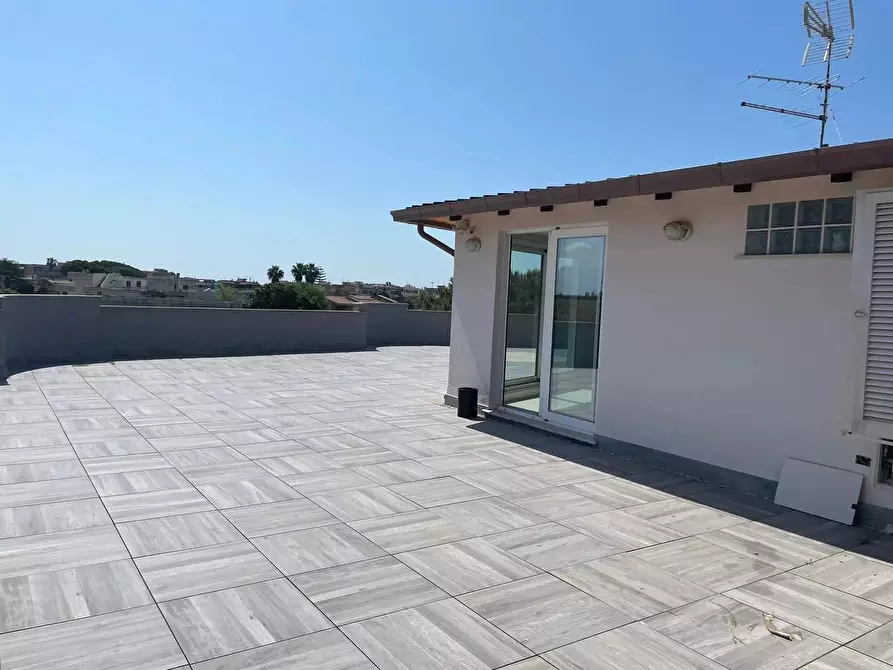 Immagine 3 di Casa trifamiliare in vendita  in Via delle Sterlizie a Nettuno