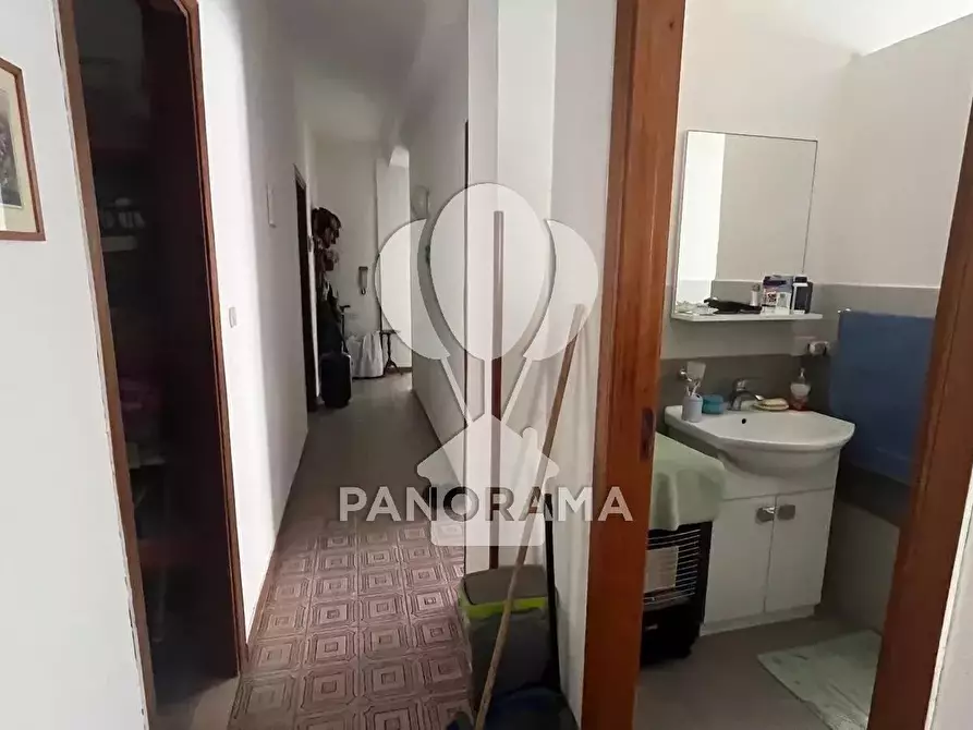 Immagine 8 di Casa trifamiliare in vendita  in Via Kennedy a Balestrate